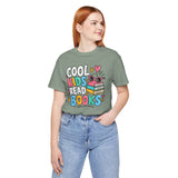 Cool Kids Read Books teacher shirt graphic tee – image 8